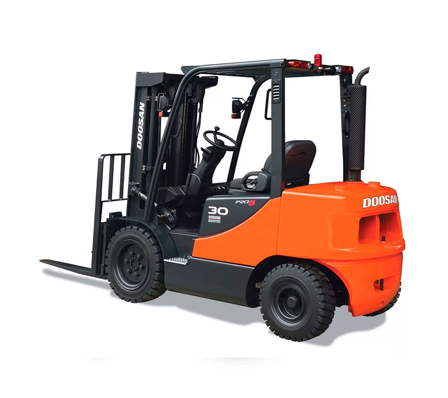 Дизельный вилочный погрузчик Doosan D30S-5