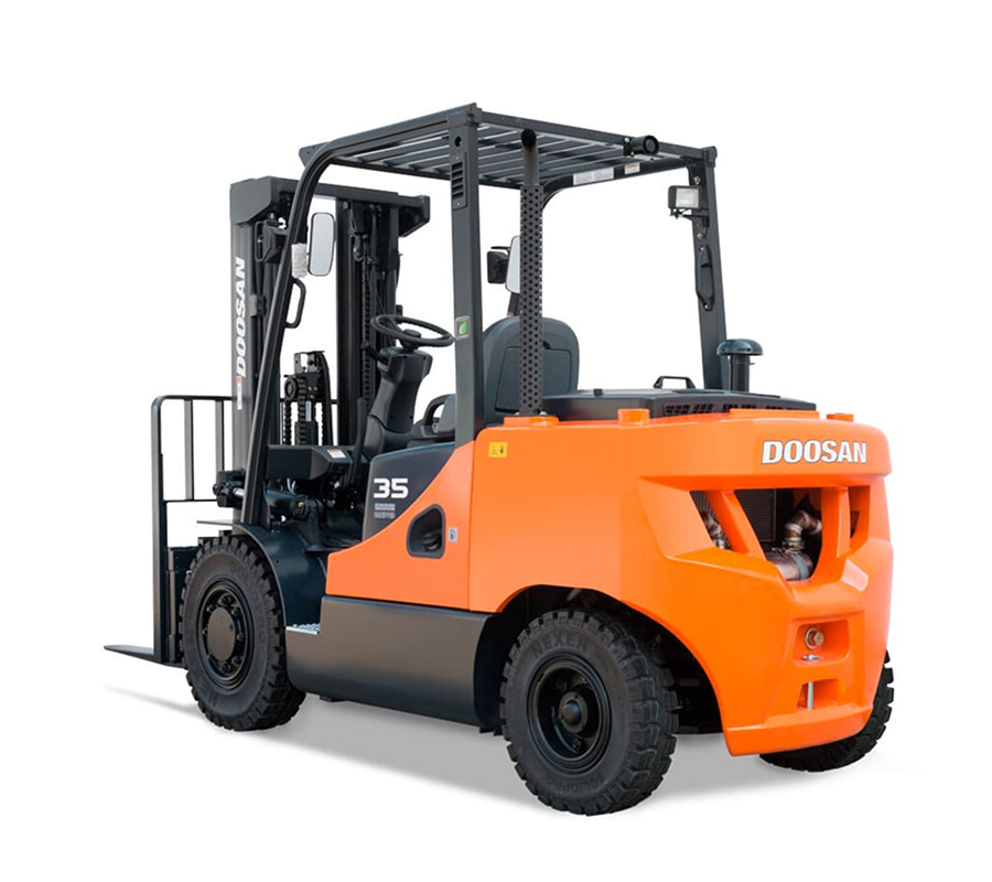 Дизельный вилочный погрузчик Doosan D35C-7